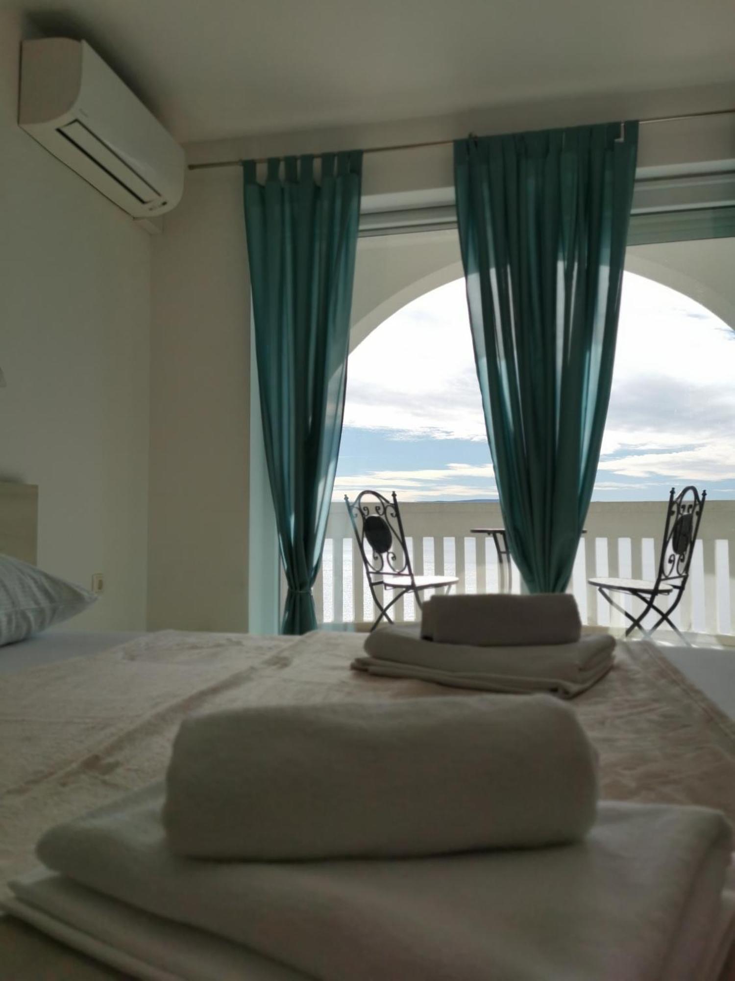 Villa Bellevue Novi Vinodolski Buitenkant foto